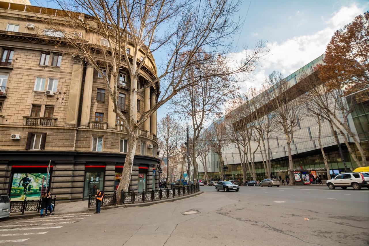 Apartment Gallery Rustaveli 1 Tbilisi Exterior foto